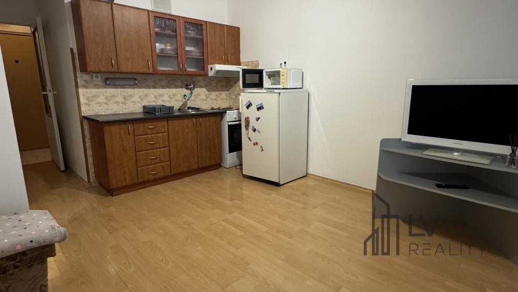 Na predaj garsónka s loggiou na Amurskej ulici v Košiciach – Nad Jazerom