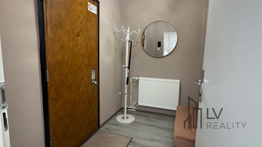 Prenájom / odstúpenie kompletne vybaveného beauty priestoru v Košiciach, ul. Gudernova – OC ERIKA