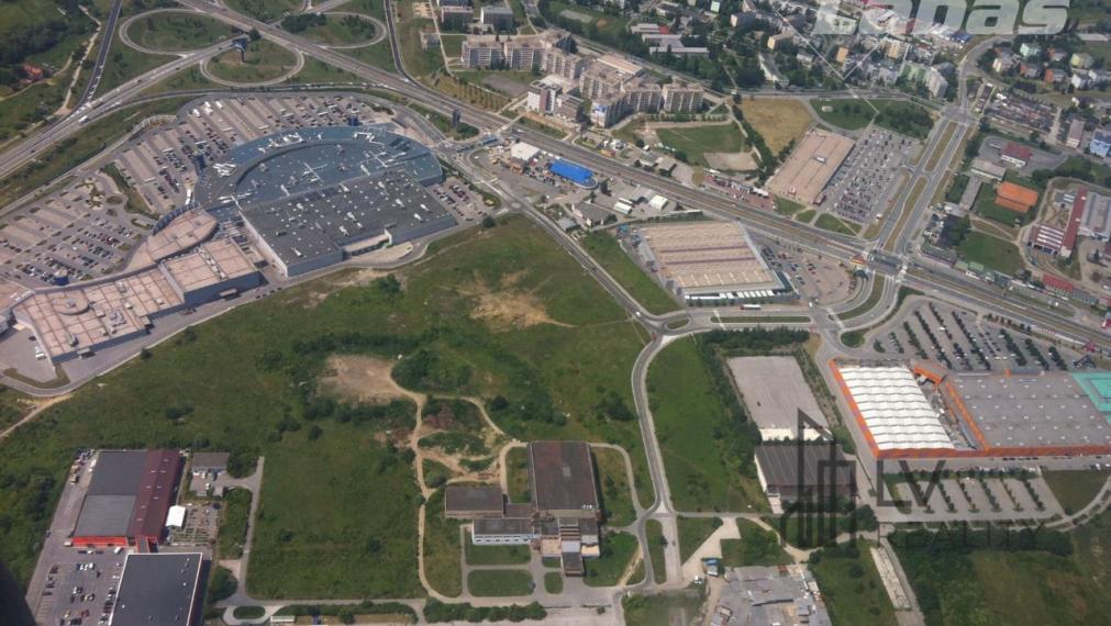 Pozemky na predaj pri Optime