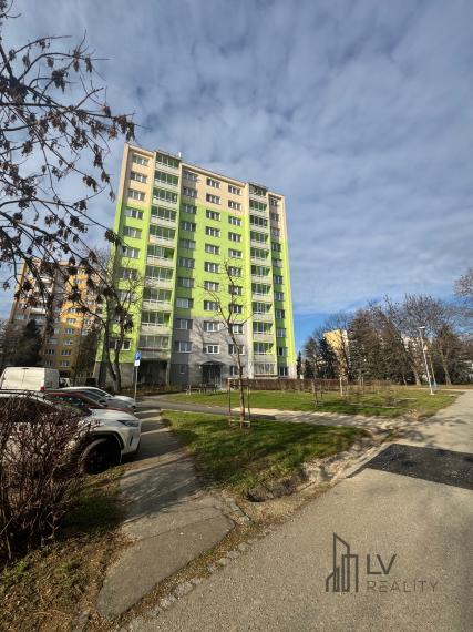 Na prenájom Vám ponúkame útulný 3-izbový byt na Lesníckej ulici v Košiciach – Terasa