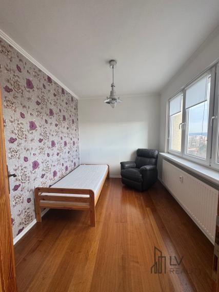 Na prenájom Vám ponúkame útulný 3-izbový byt na Lesníckej ulici v Košiciach – Terasa