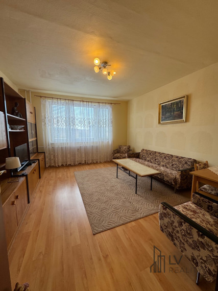 REZERVOVANÝ!  Na predaj zariadený 3-izbový byt  v pôvodnom stave na ulici Bukureštská – sídlisko Ťahanovce