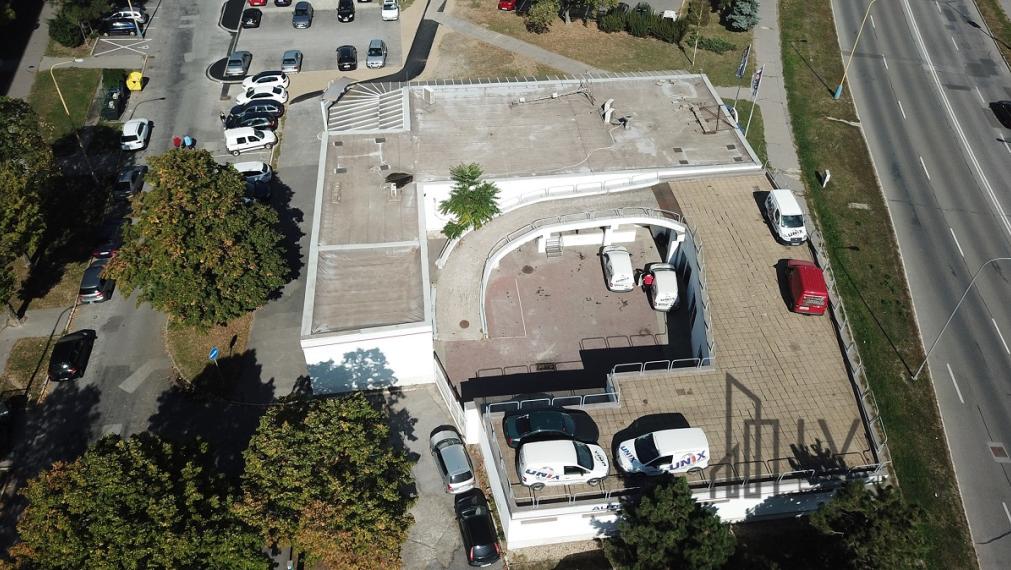 Na prenájom komerčná budova, Rosná 7, Košice