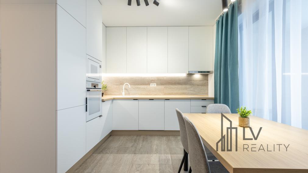 Na prenájom úplne nový a zariadený 2-izbový byt na Cédrovej ulici v Košiciach - Panoráma