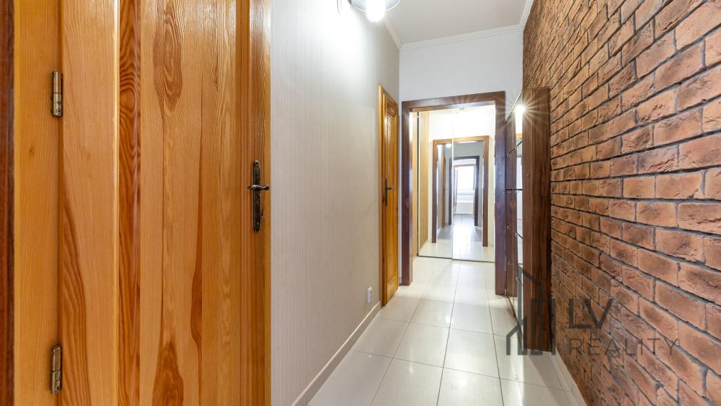 Na predaj Vám ponúkame útulný 3-izbový byt na Lesníckej ulici v Košiciach – Terasa