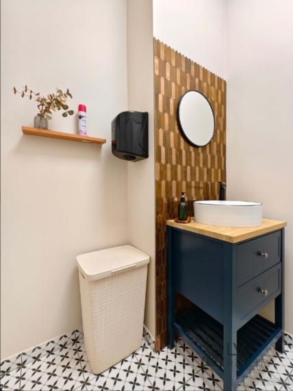 Priestor na prenájom s možnosťou odstúpenia - kaviareň a škôlka pre psov v OC Laborec, 106m2