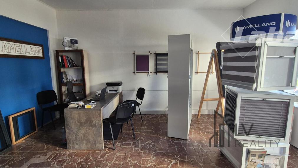 Priestor na prenájom OC Fejova, 55m2