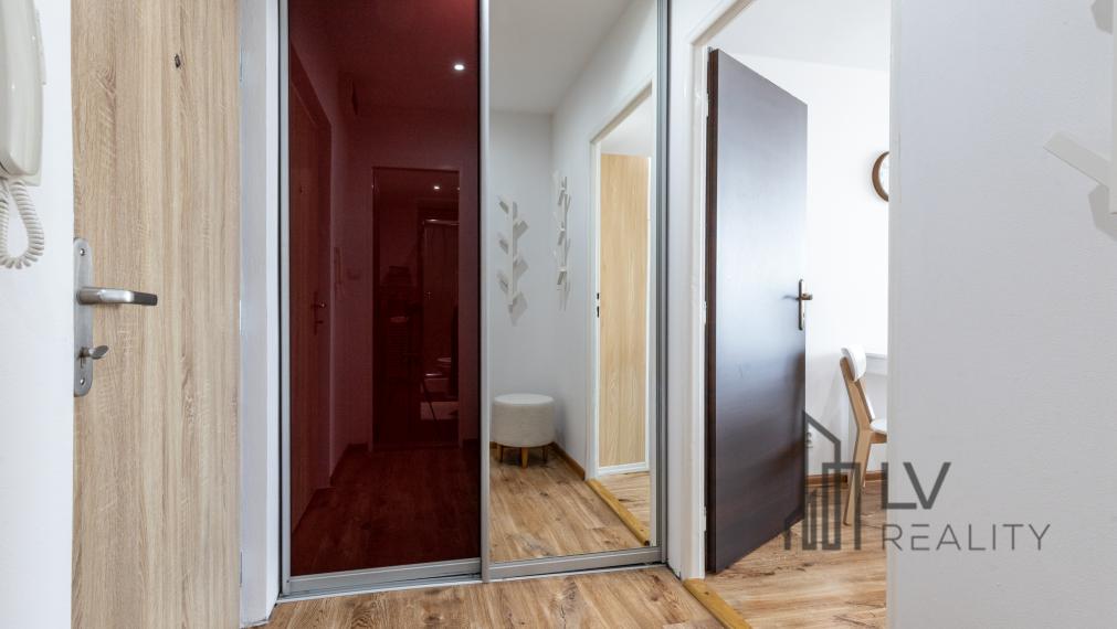 Na prenájom zariadený 2-izbový byt, ul. Buzulucká, Košice