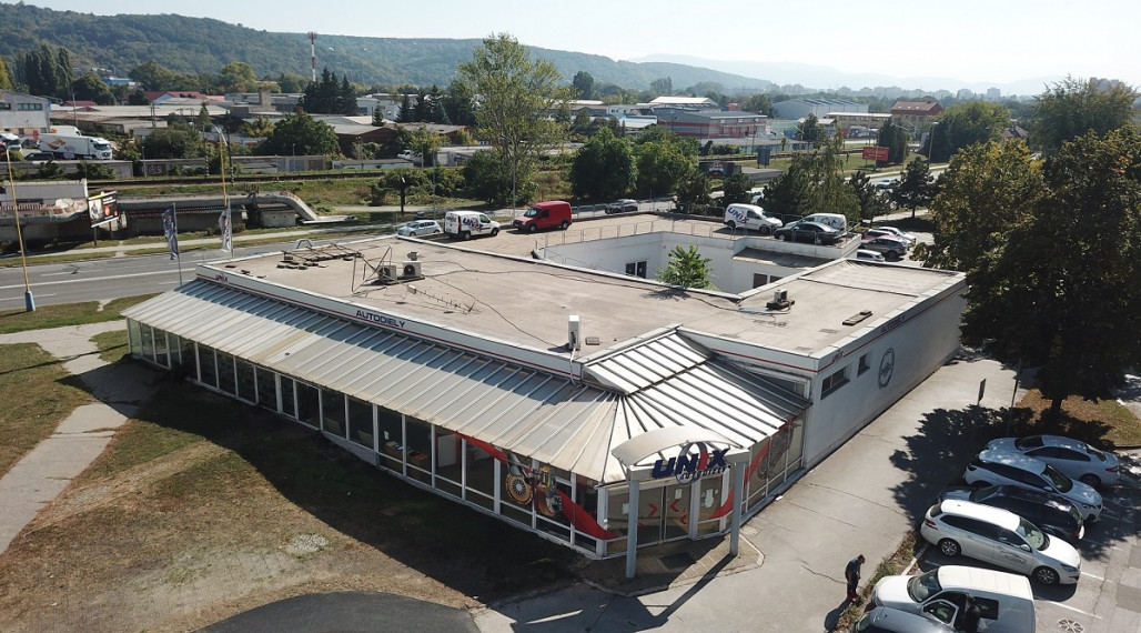 Na prenájom komerčná budova, Rosná 7, Košice