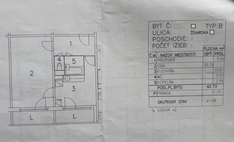 Na predaj 1-izbový byt s 2 loggiami v pôvodnom stave na Ždiarskej ulici v Košiciach – Nad jazerom