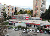 Obchodné priestory na prenájom, 208,38m2 v OC Ždiar na sídlisku Nad jazerom - fotografia 3