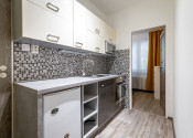 Na prenájom zariadený 1,5-izbový byt s loggiou na Palárikovej ul. v centre KE - fotografia 7
