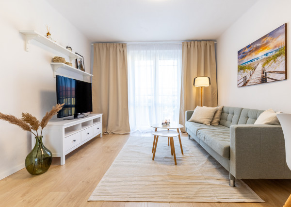 Na prenájom novozrekonštruovaný 2-izbový byt, Czambelova ul., Košice