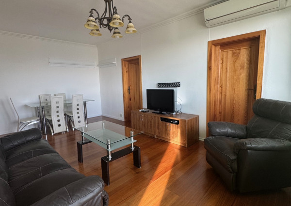 Na prenájom Vám ponúkame útulný 3-izbový byt na Lesníckej ulici v Košiciach – Terasa