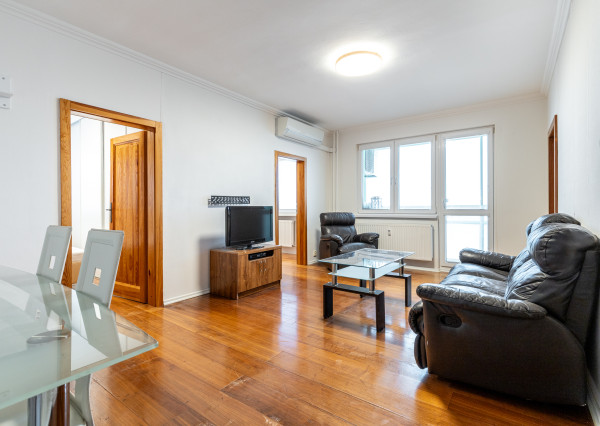 Na predaj Vám ponúkame útulný 3-izbový byt na Lesníckej ulici v Košiciach – Terasa