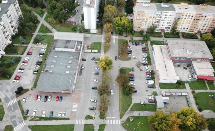 Obchodné priestory na prenájom, 208,38m2 v OC Ždiar na sídlisku Nad jazerom - fotografia 3