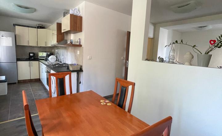 Na prenájom Vám ponúkame veľmi pekný 2-izbový byt na Národnej triede v Košiciach – v širšom centre mesta - fotografia 2