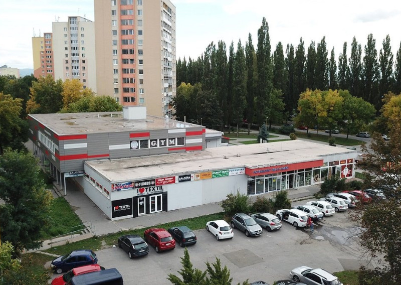 Obchodné priestory na prenájom, 208,38m2 v OC Ždiar na sídlisku Nad jazerom